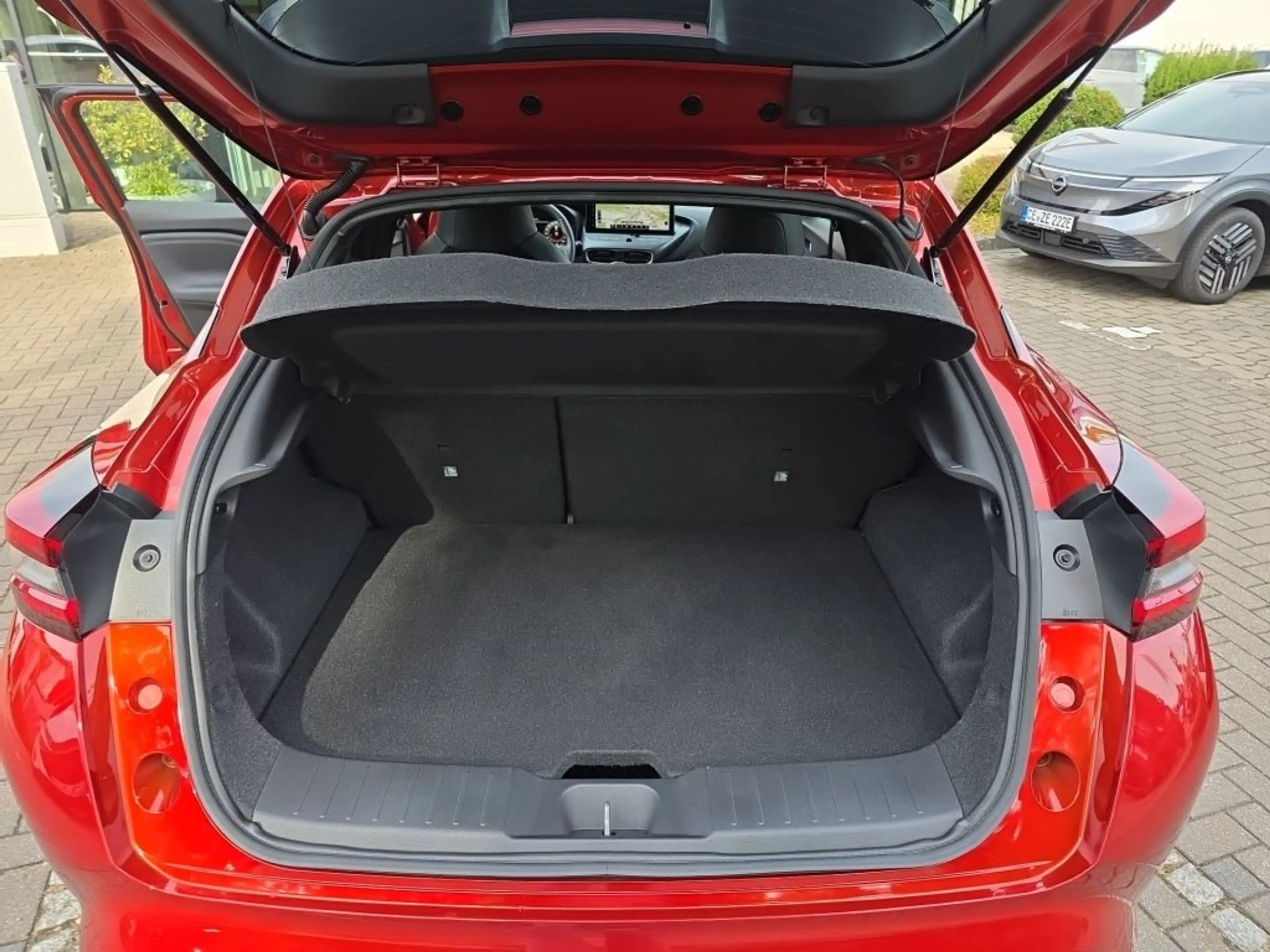 Nissan Juke 1.0 DIG-T DCT N-Connecta — photo 12