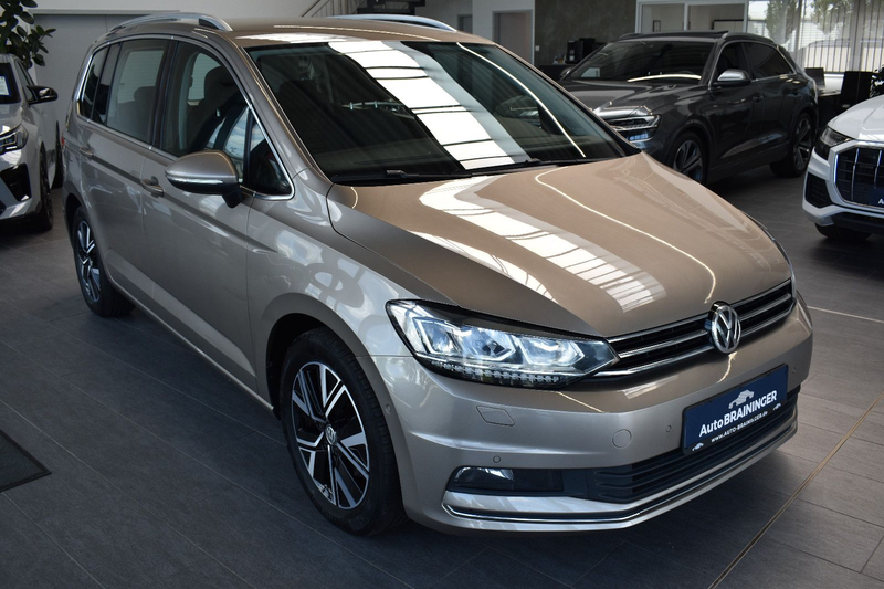 Volkswagen Touran 2.0TDI DSG Highline LED~ACC~Standheizung — photo 5