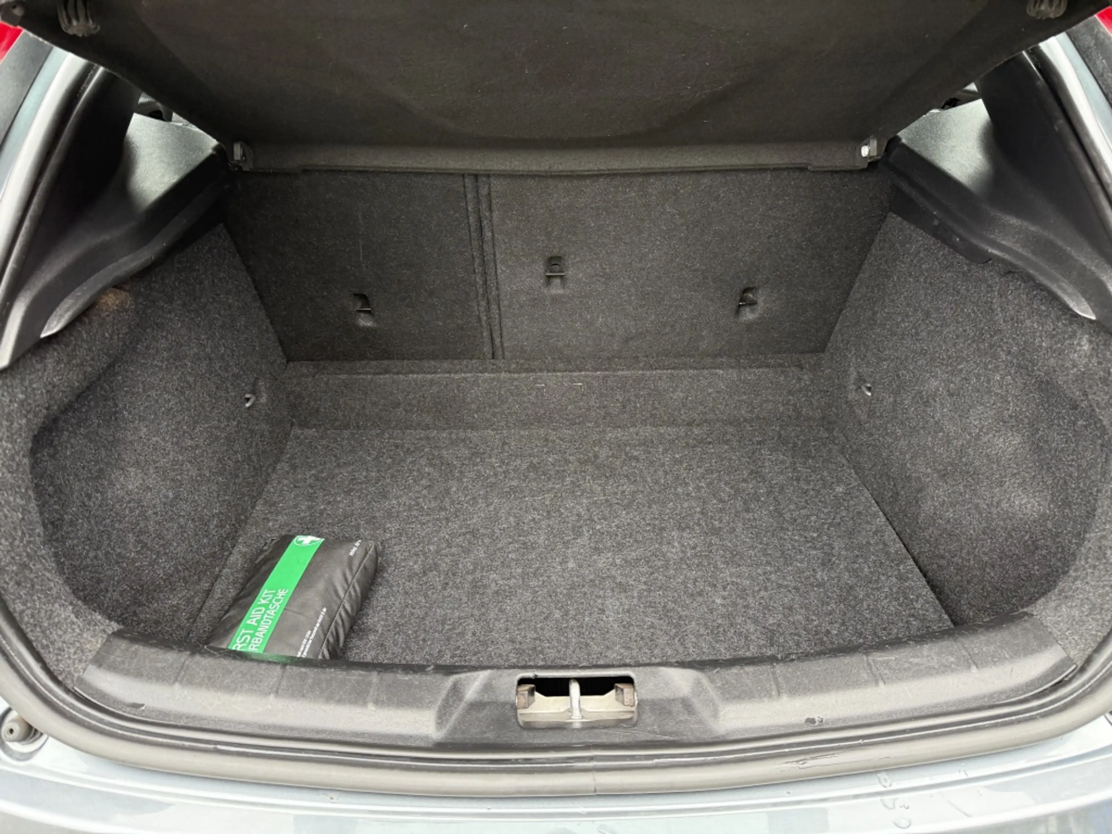 Volvo V40 1.5 T3 Dynamic Edition Automaat | Navi | Cruise | — photo 9