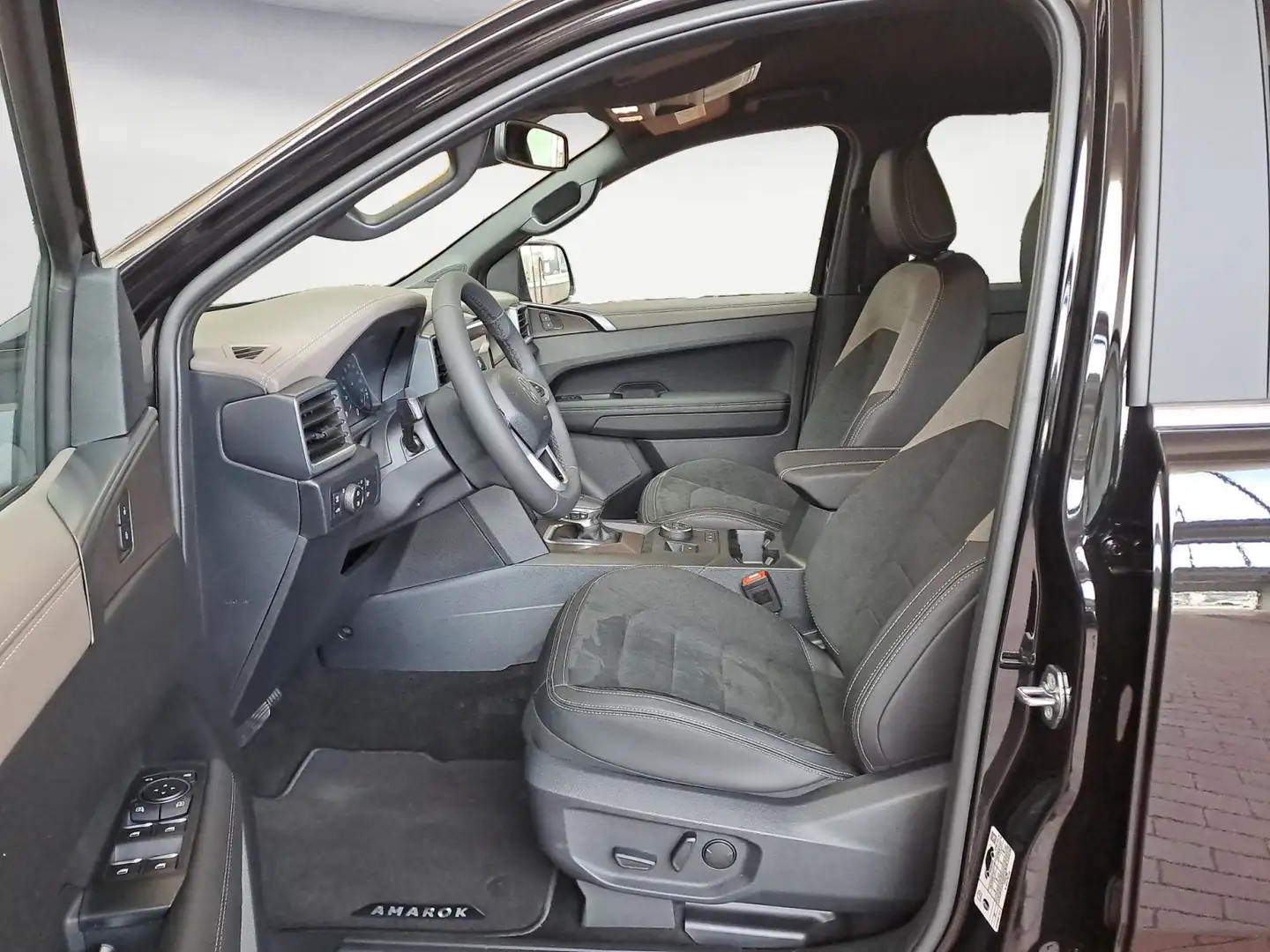 Volkswagen Amarok Style DC 3.0 TDI 4Motion p ermanent 10-Ga Negro - 2