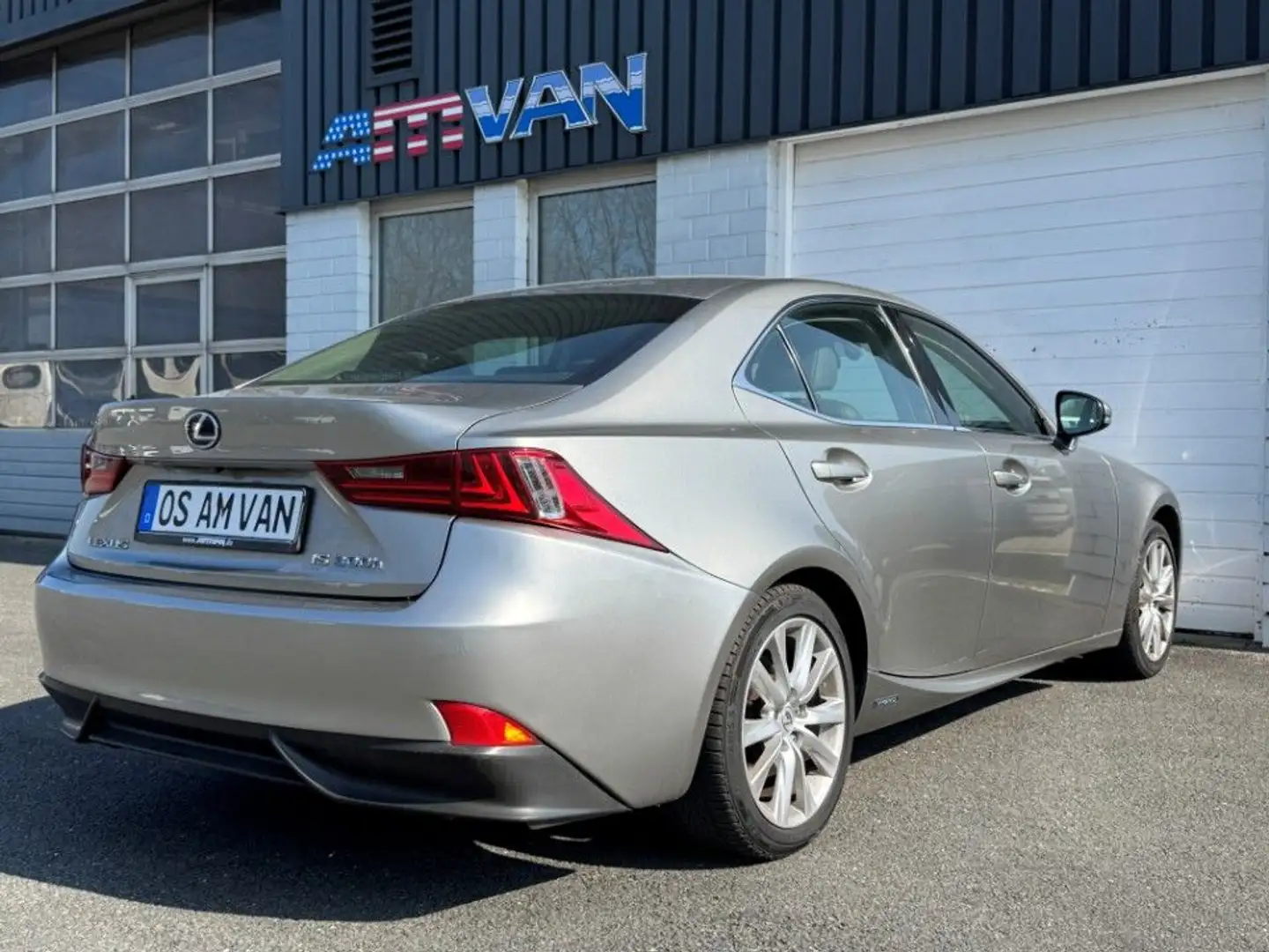 Lexus IS 300 h Vollhybrid Leder Kamera Winterreifen Gris - 2