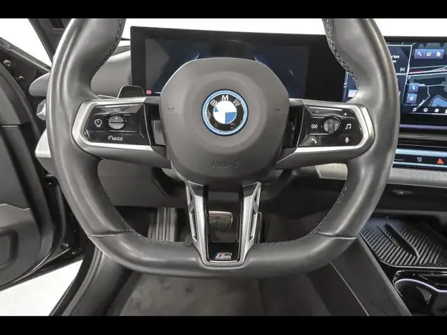 BMW I5 view 9