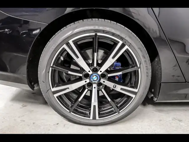 BMW I5 view 6