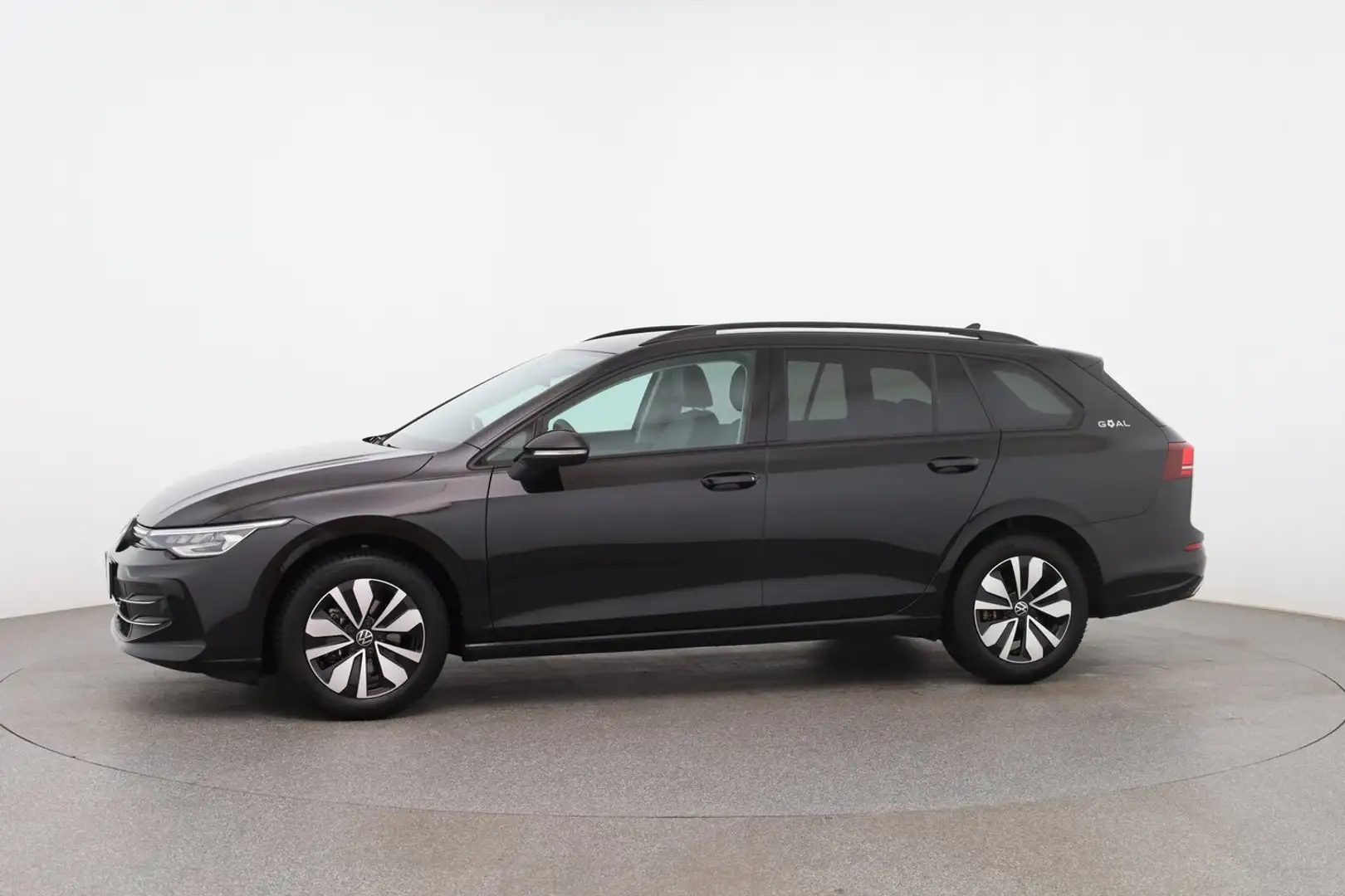 Volkswagen Golf Variant VIII Variant 1.5 TSI 110 kW Life Schwarz - 2