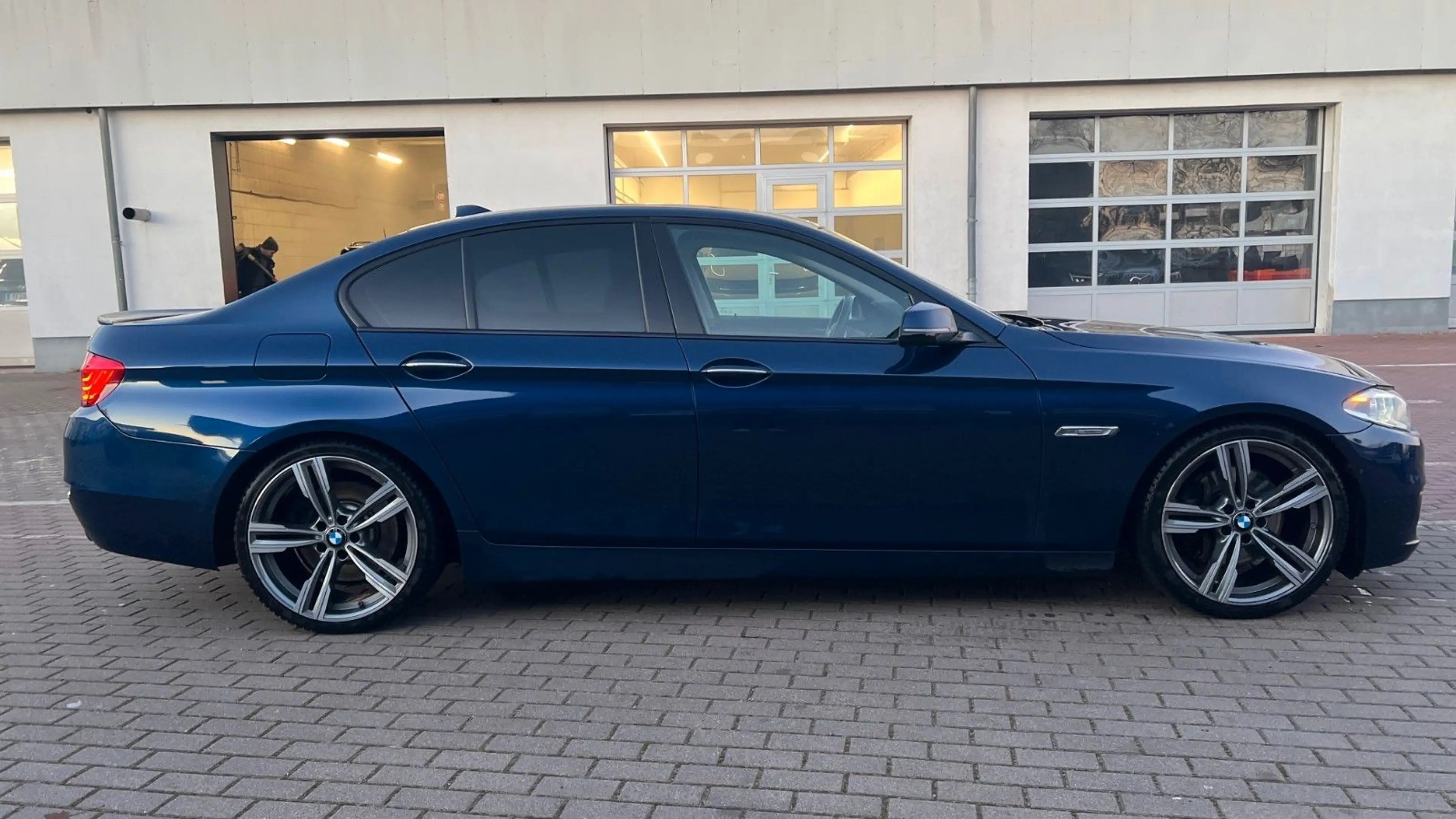 BMW 535 5 Limousine 535 d — photo 8