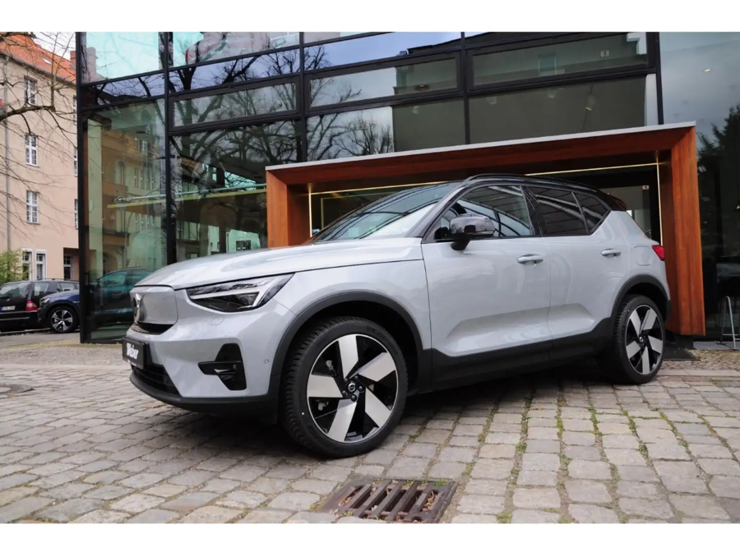 Volvo XC40 Twin Motor Ultimate *Pixel-LED*Microtech* Gri - 2
