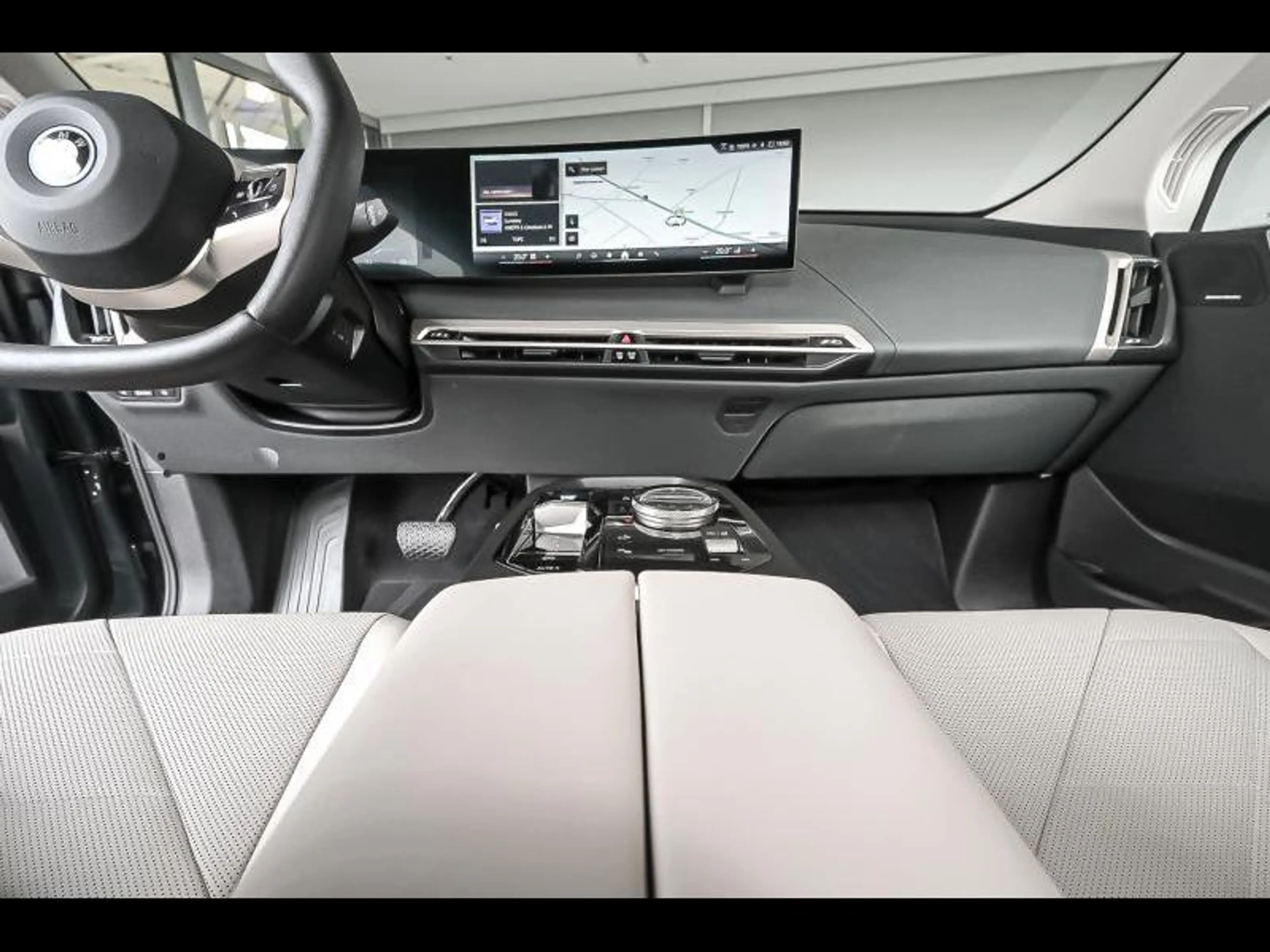 BMW iX xDrive50-Sportpakket-Laser-Drive PRO-Parking PRO-H — photo 8