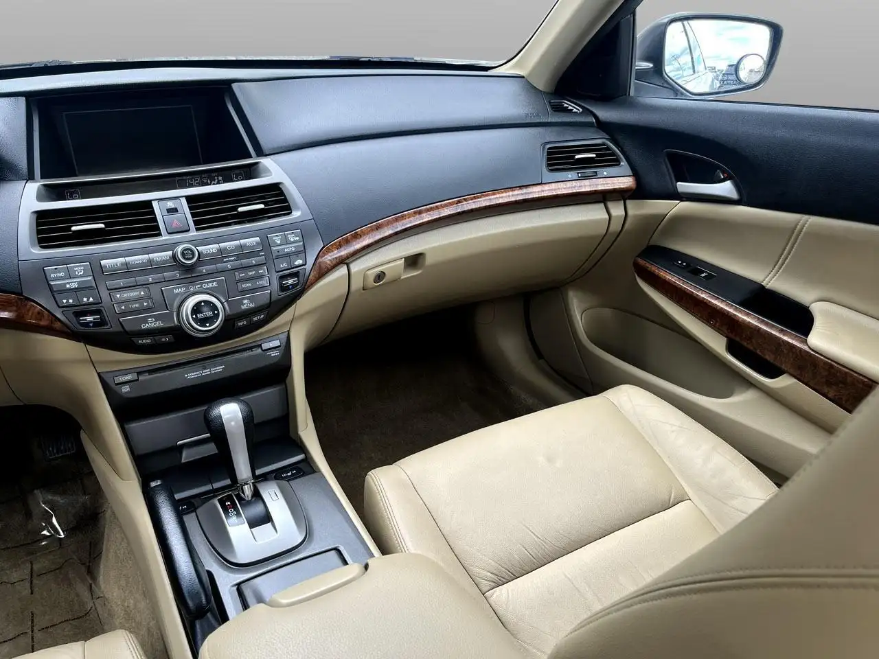 Honda Accord снимка Honda Accord