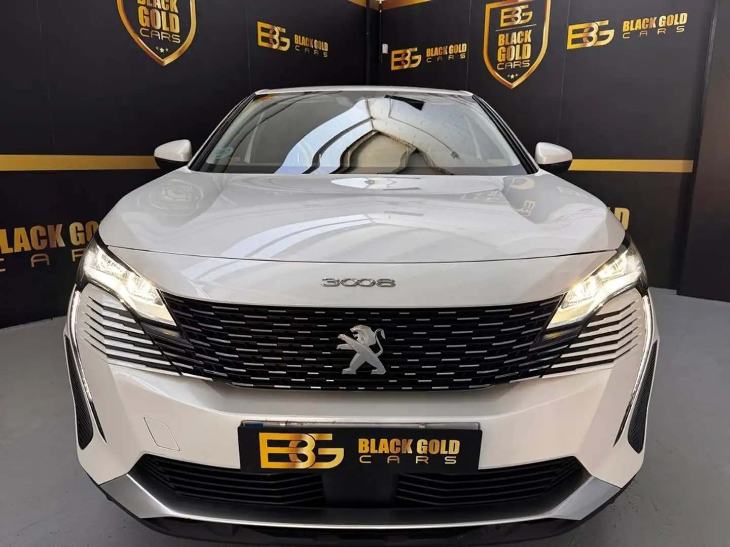 Peugeot 3008 1.5 BlueHDi 96kW (130CV) S&S Active Weiß - 2