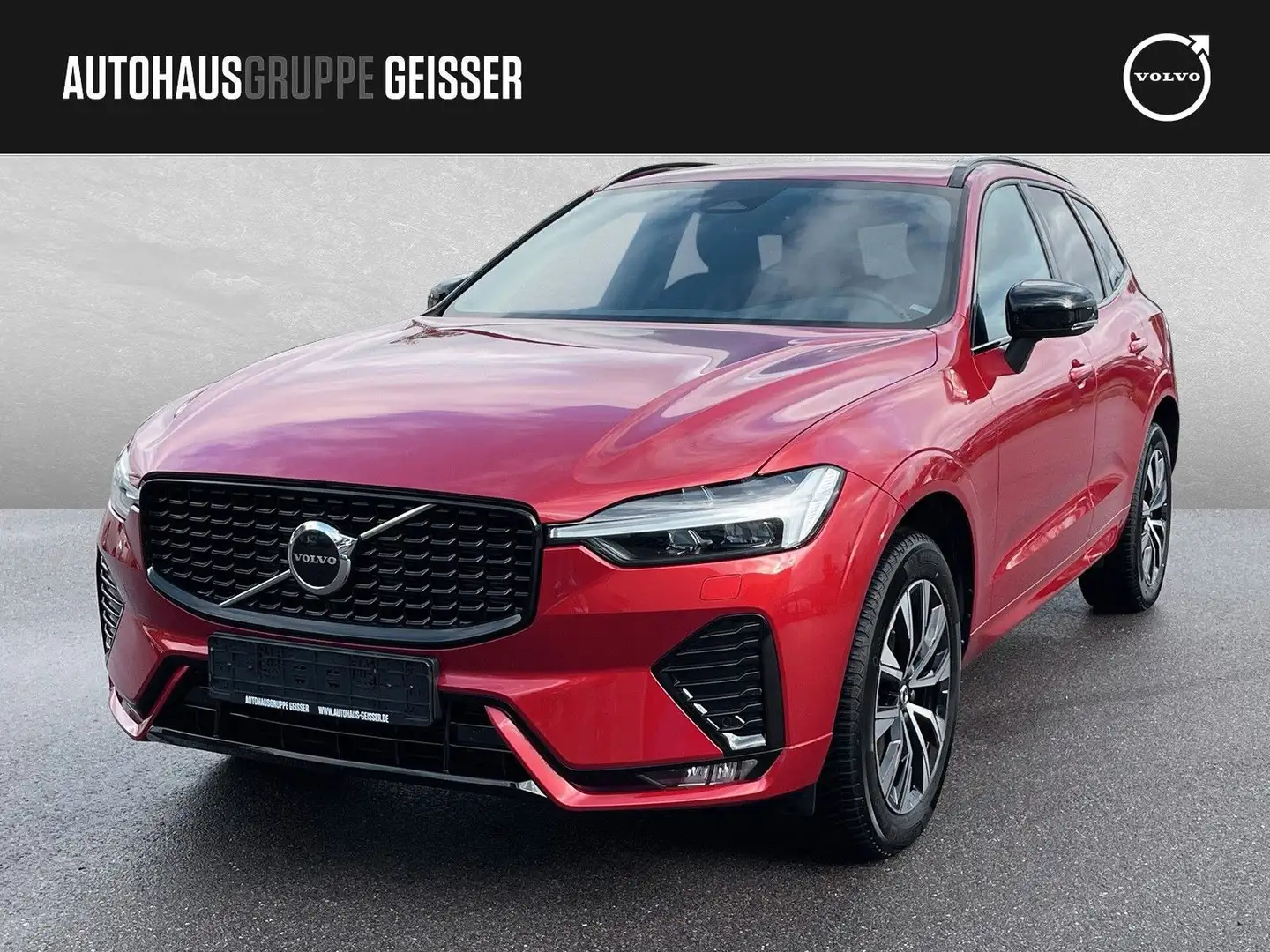 Volvo XC60 B5 AWD Mild-Hybrid Plus Dark AHK ACC BLIS Rot - 1