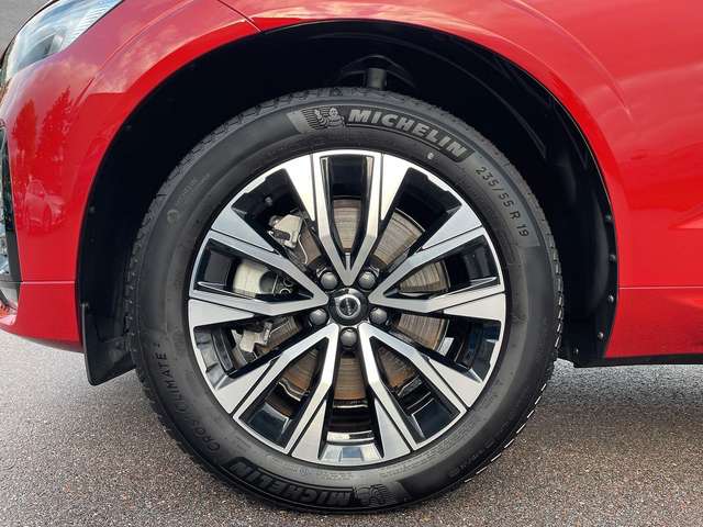 Volvo XC60 B5 AWD Mild-Hybrid Plus Dark AHK ACC BLIS