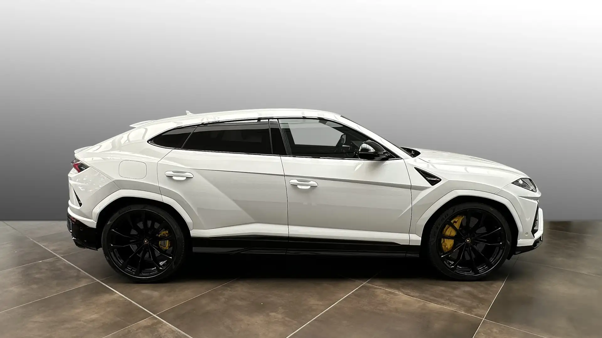 Lamborghini Urus MY22 | Lamborghini Nürnberg Weiß - 2