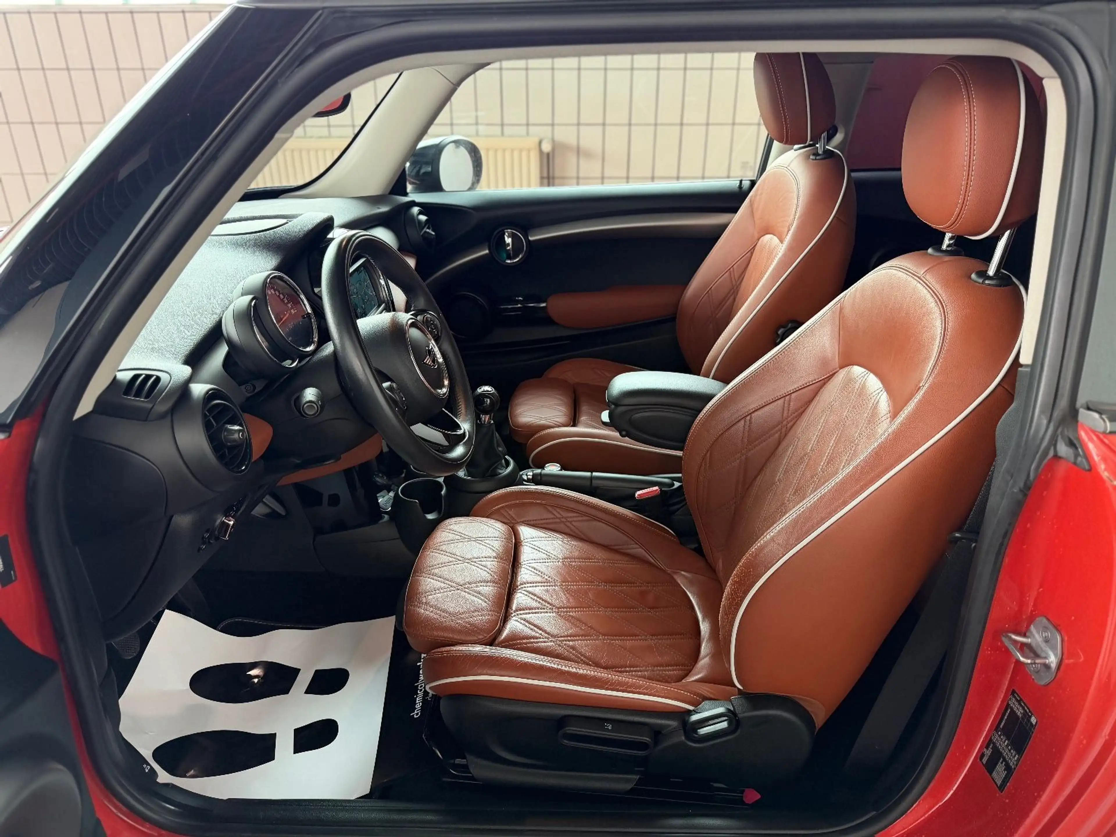 MINI One One 1.5/Kamera/Leder/Navi/Carplay/Sportsitze — photo 11
