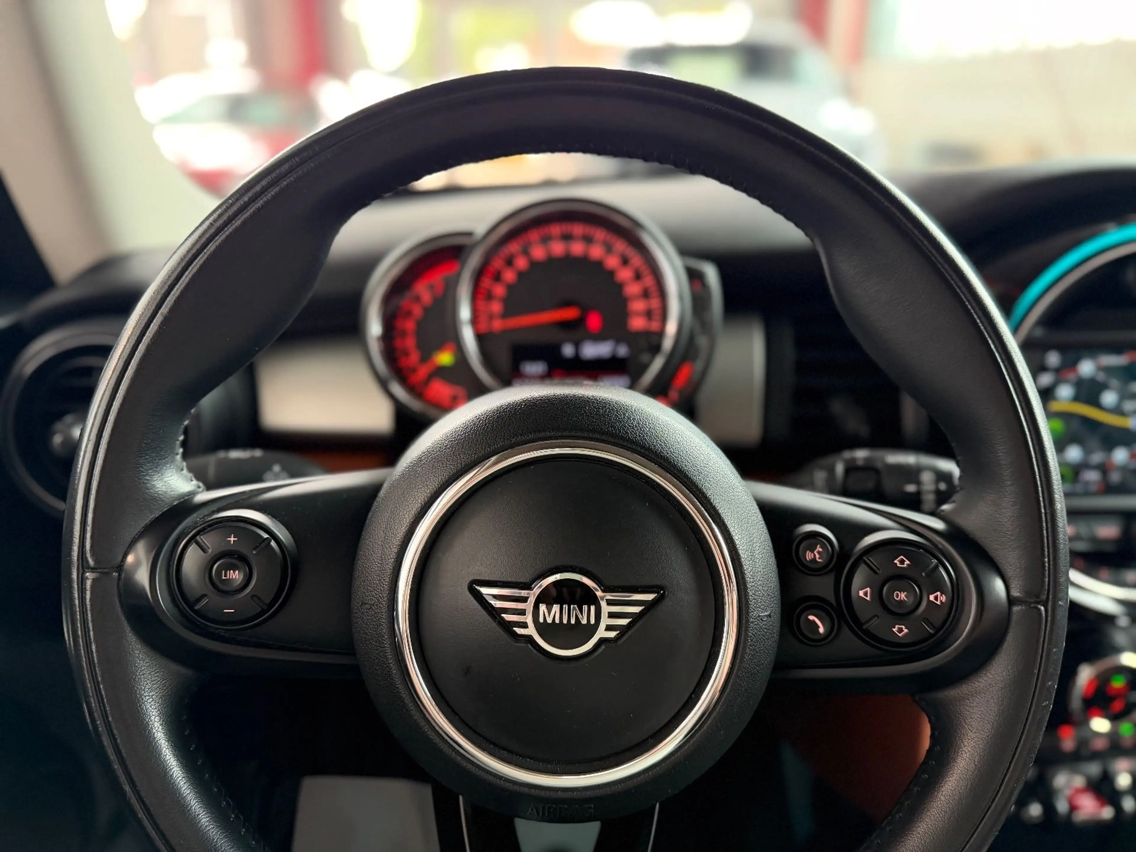 MINI One One 1.5/Kamera/Leder/Navi/Carplay/Sportsitze — photo 12