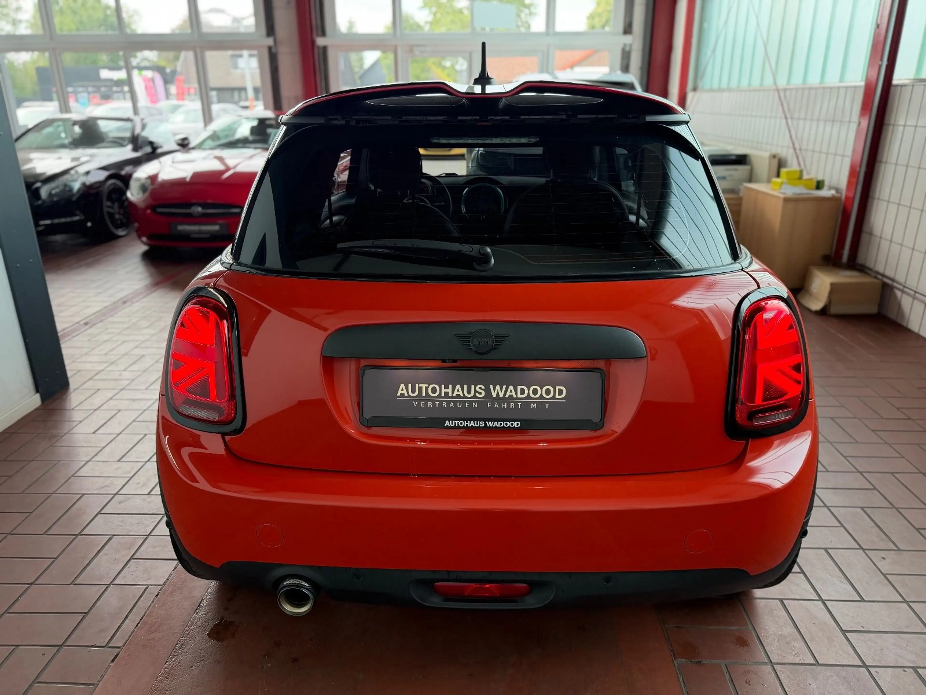 MINI One One 1.5/Kamera/Leder/Navi/Carplay/Sportsitze — photo 5