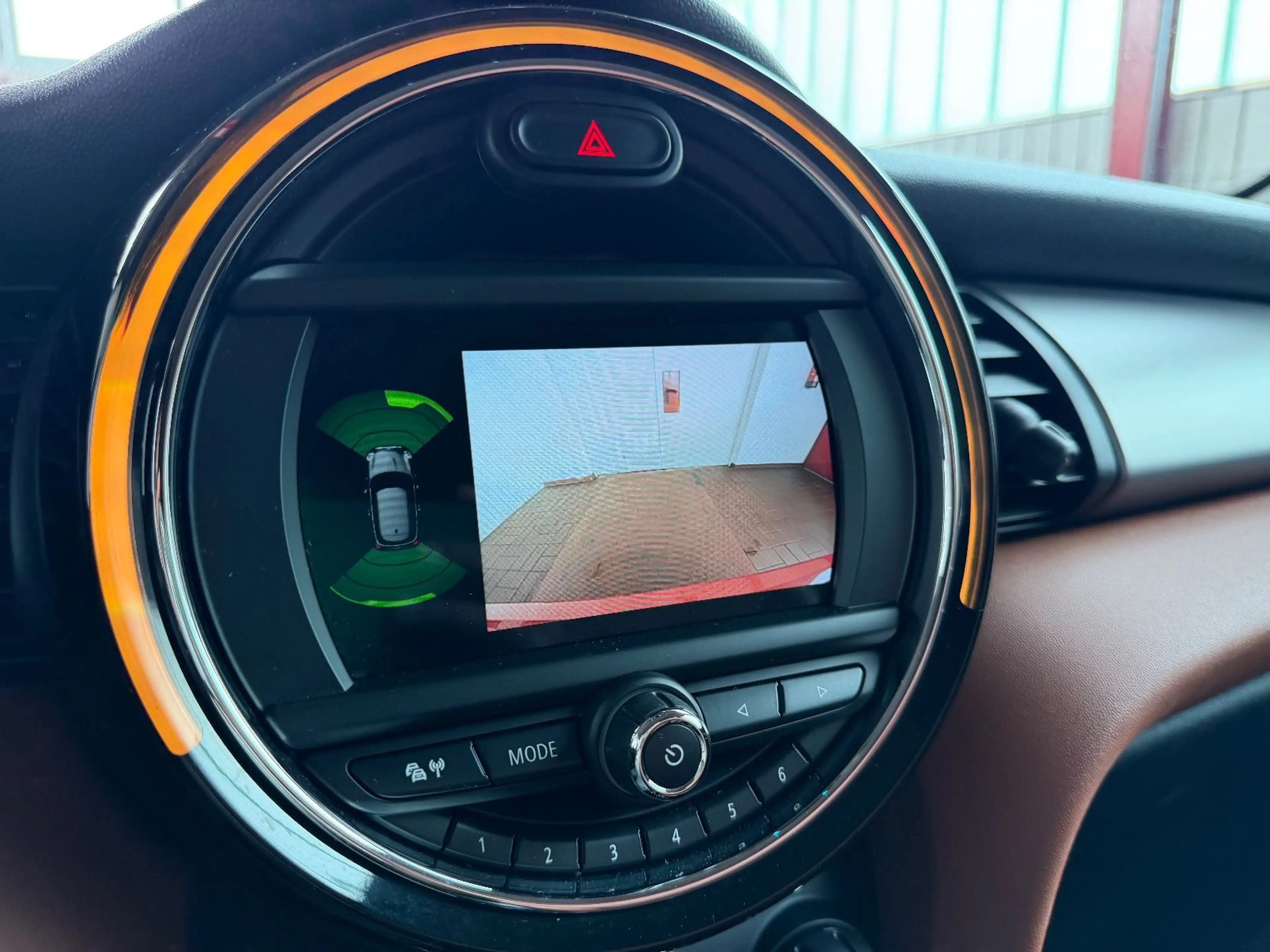 MINI One One 1.5/Kamera/Leder/Navi/Carplay/Sportsitze — photo 15