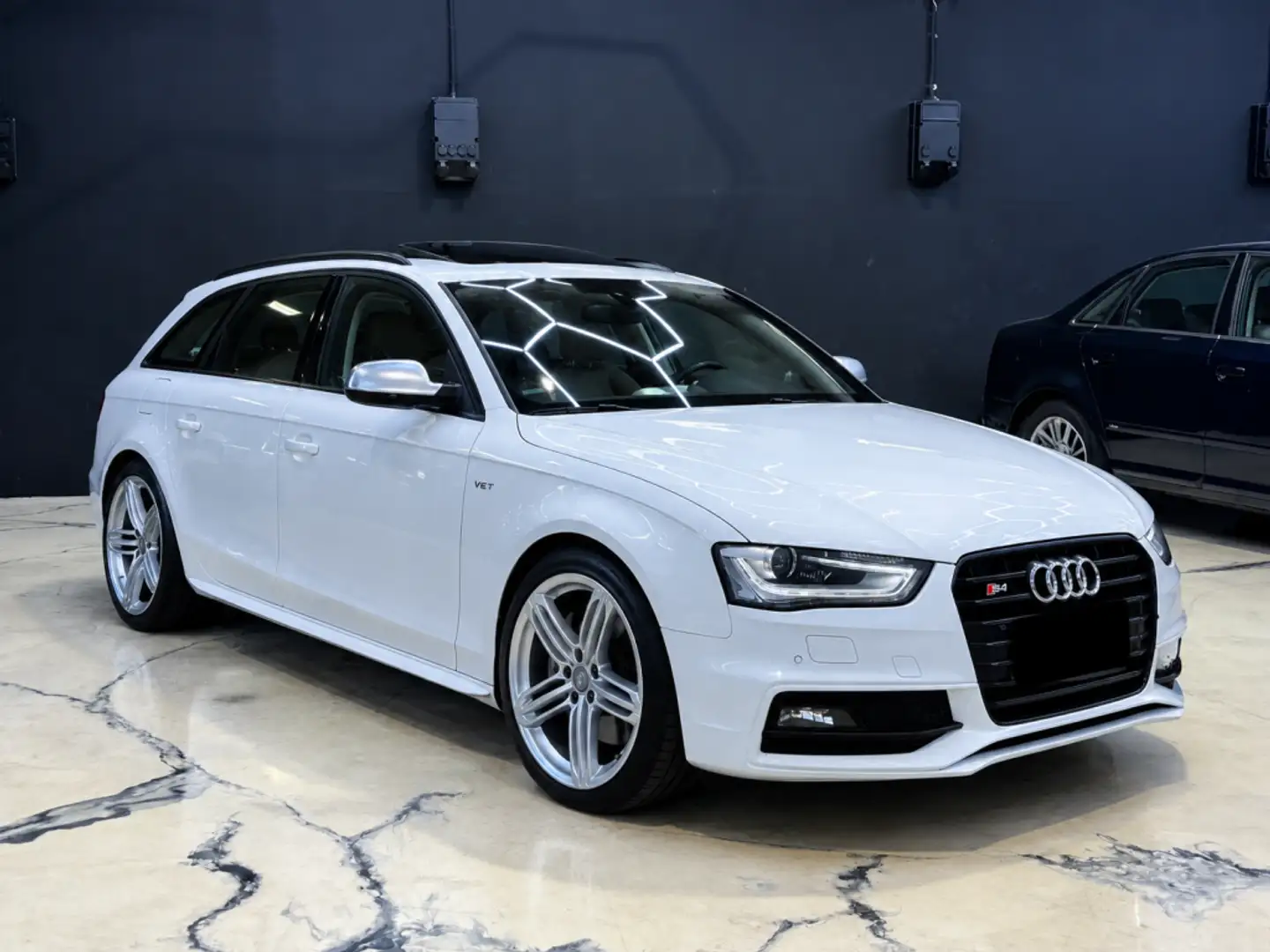 Audi S4 Avant 3.0 TFSI quattro S-T 333 Blanco - 2