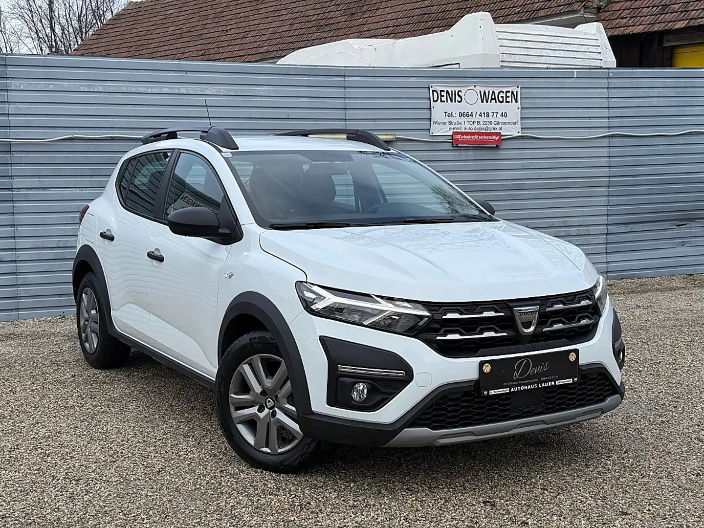 Dacia Sandero Stepway Essential TCe 90 Weiß - 2