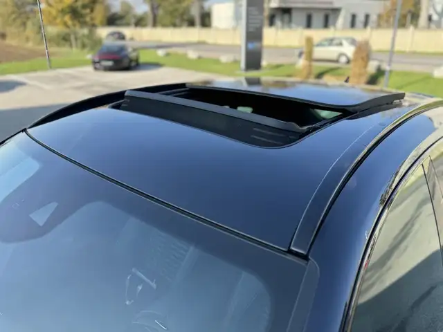 Maserati Levante Trofeo V8 580PS, PANO, EASY ENTRY-SOFTC... Ansicht 27