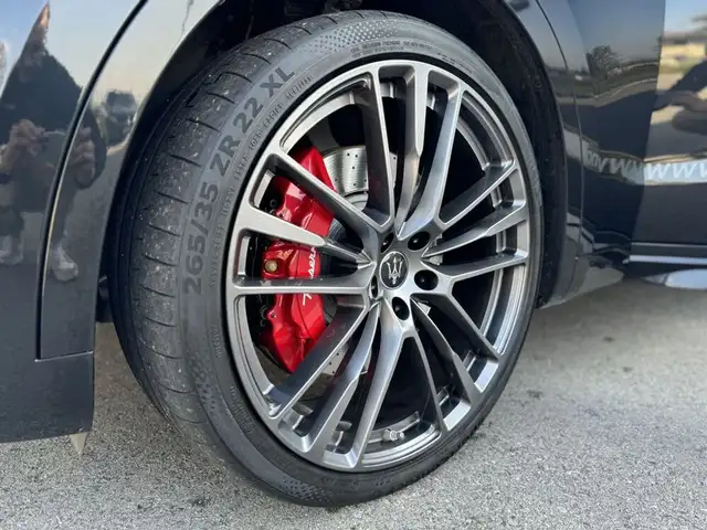 Maserati Levante Trofeo V8 580PS, PANO, EASY ENTRY-SOFTC... Ansicht 33