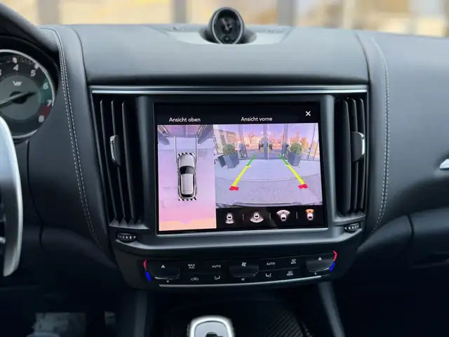 Maserati Levante Trofeo V8 580PS, PANO, EASY ENTRY-SOFTC... Ansicht 26