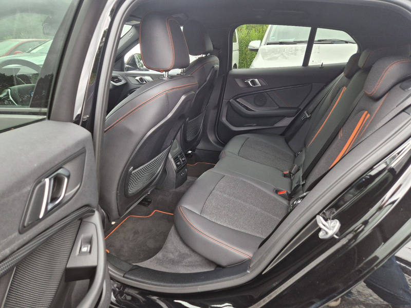 BMW 120 d xDrive AT Sport Line HUD — photo 16