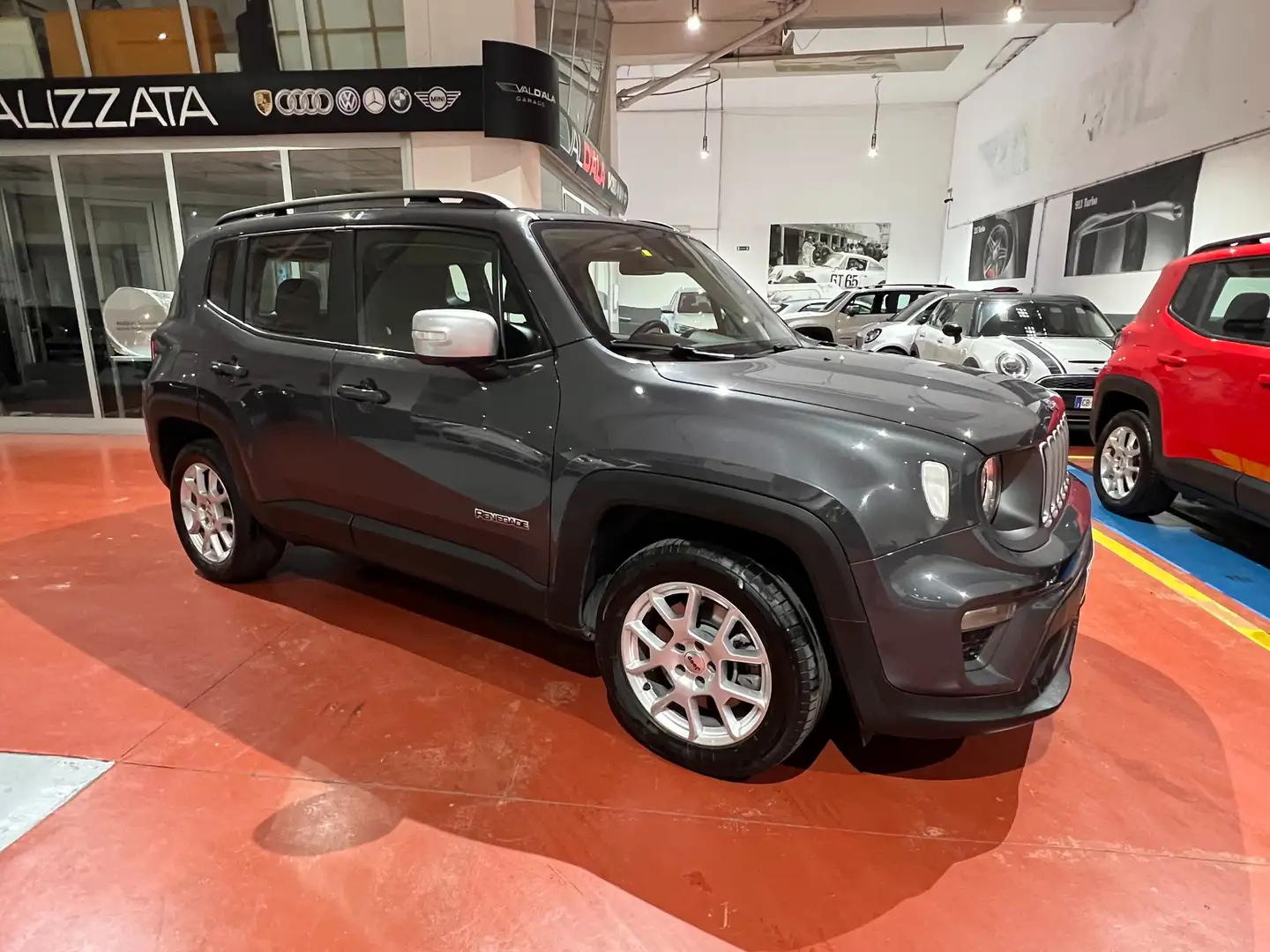 Jeep Renegade 1.3 t4 phev Limited 4xe at6 KM 78.694 Šedá - 1