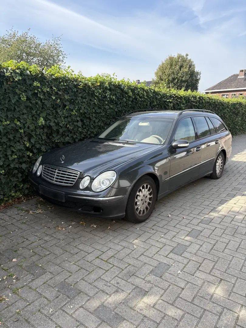 Mercedes-Benz E 220 T CDI Elegance - 1