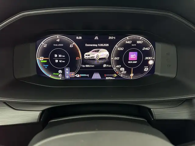 Cupra Leon view 17