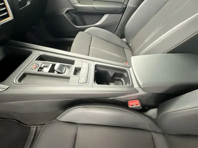 Cupra Leon view 14