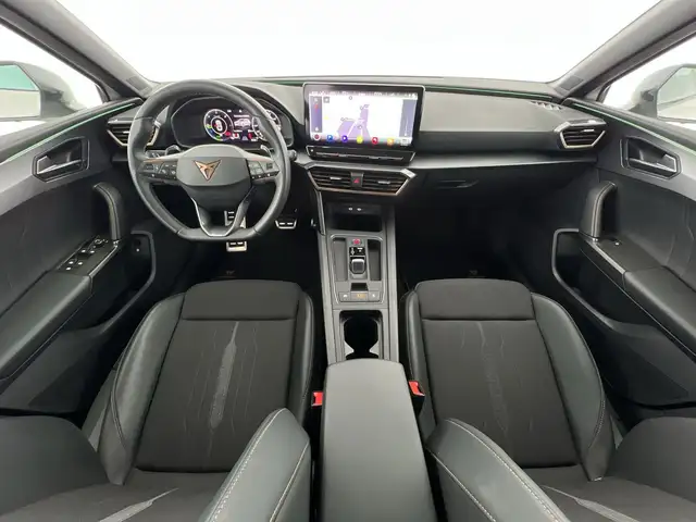 Cupra Leon view 6