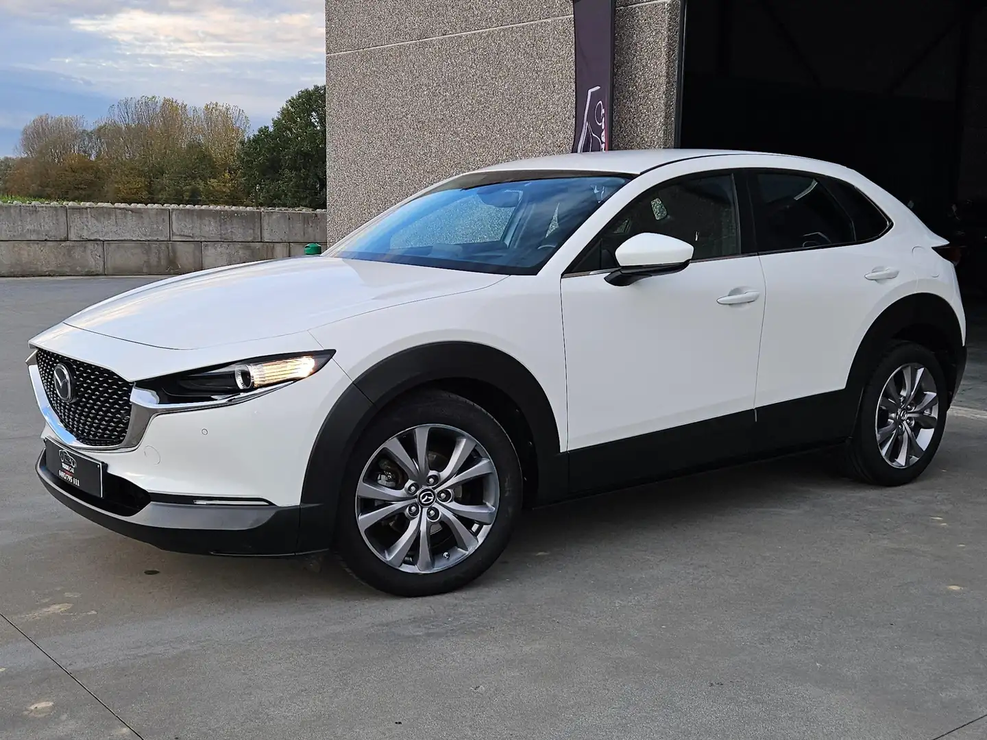 Mazda CX-30 CX-30 2.0i SKYACTIV-G MHE Skydrive Luxury*GARANTIE Blanc - 1