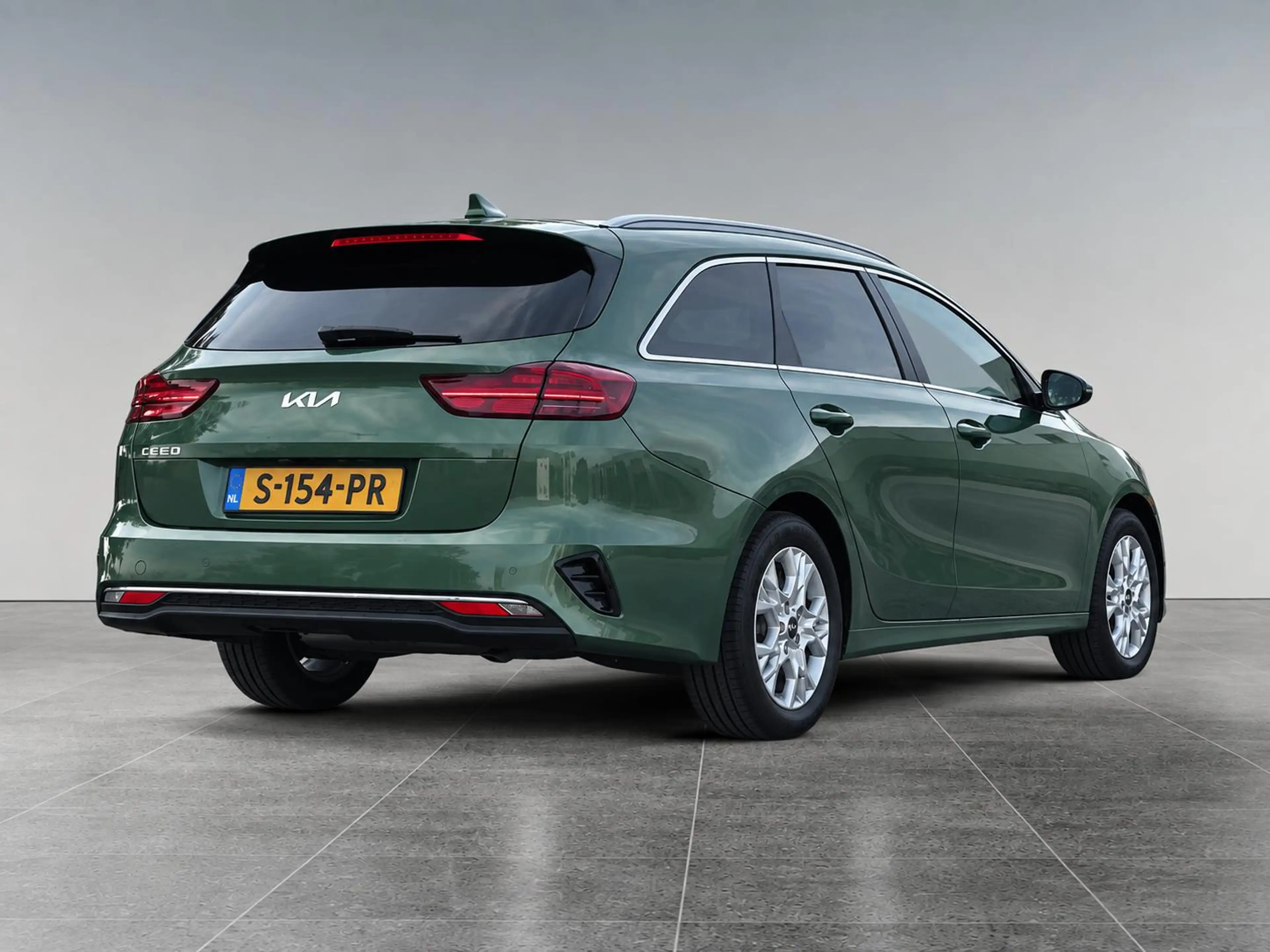 Kia Ceed SW / cee'd SW Sportswagon DynamicPlusLine 1.5 T-GDi AUTOMAAT | D — photo 5