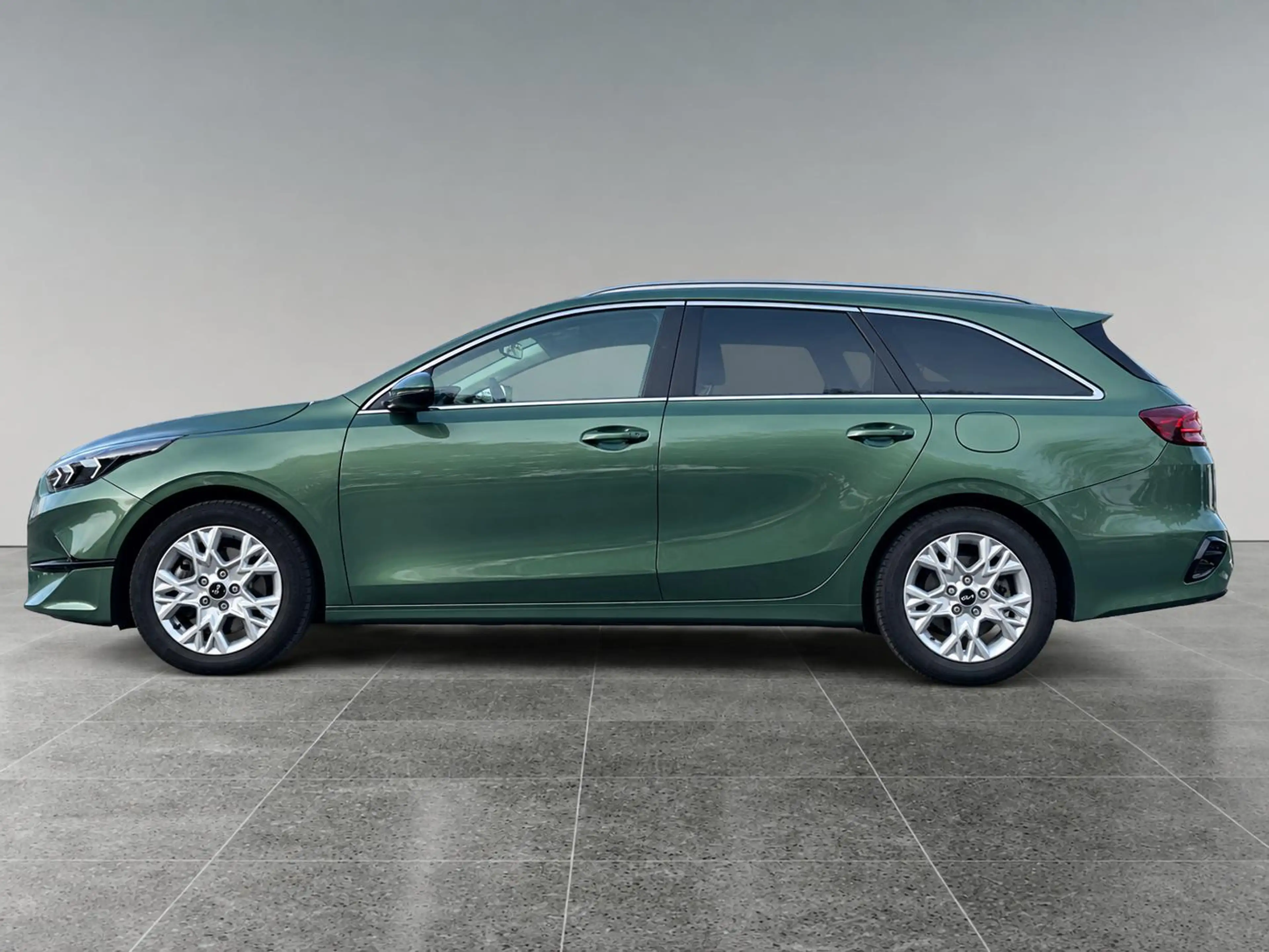 Kia Ceed SW / cee'd SW Sportswagon DynamicPlusLine 1.5 T-GDi AUTOMAAT | D — photo 3