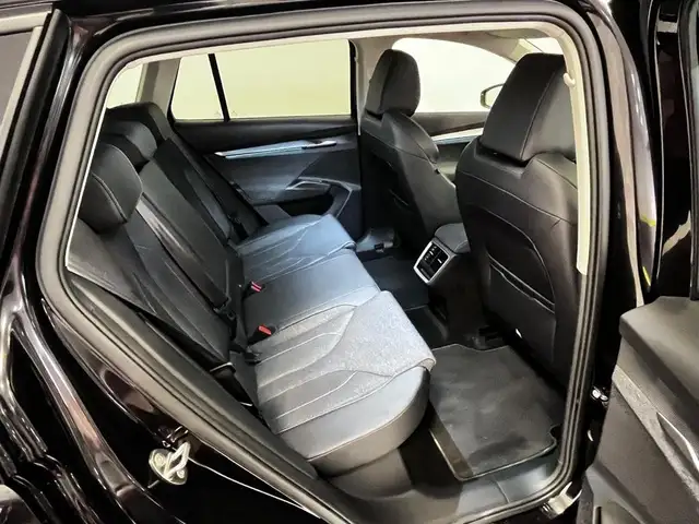 Skoda Elroq view 6