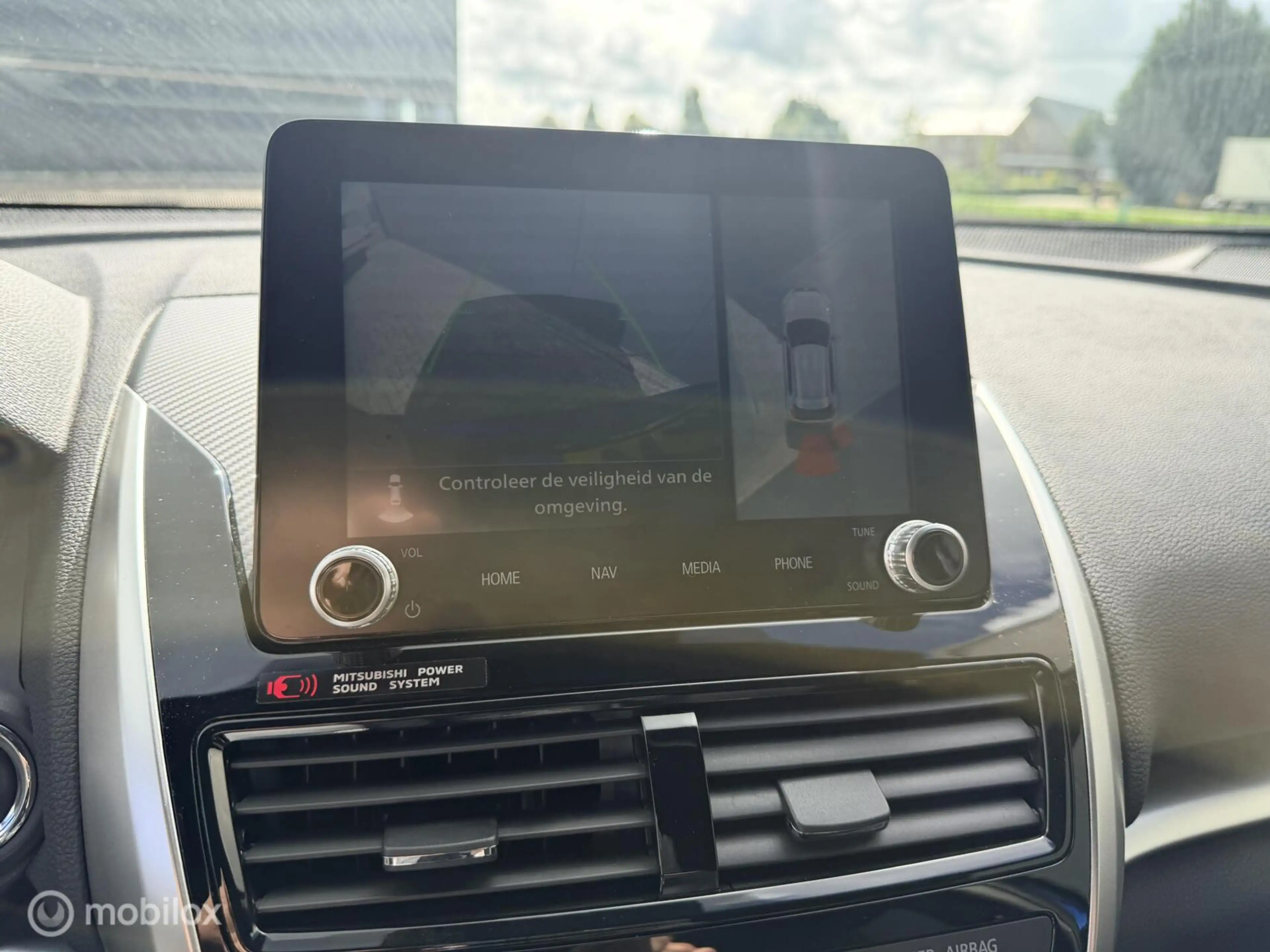 Mitsubishi Eclipse Cross 2.4 PHEV Executive — photo 19