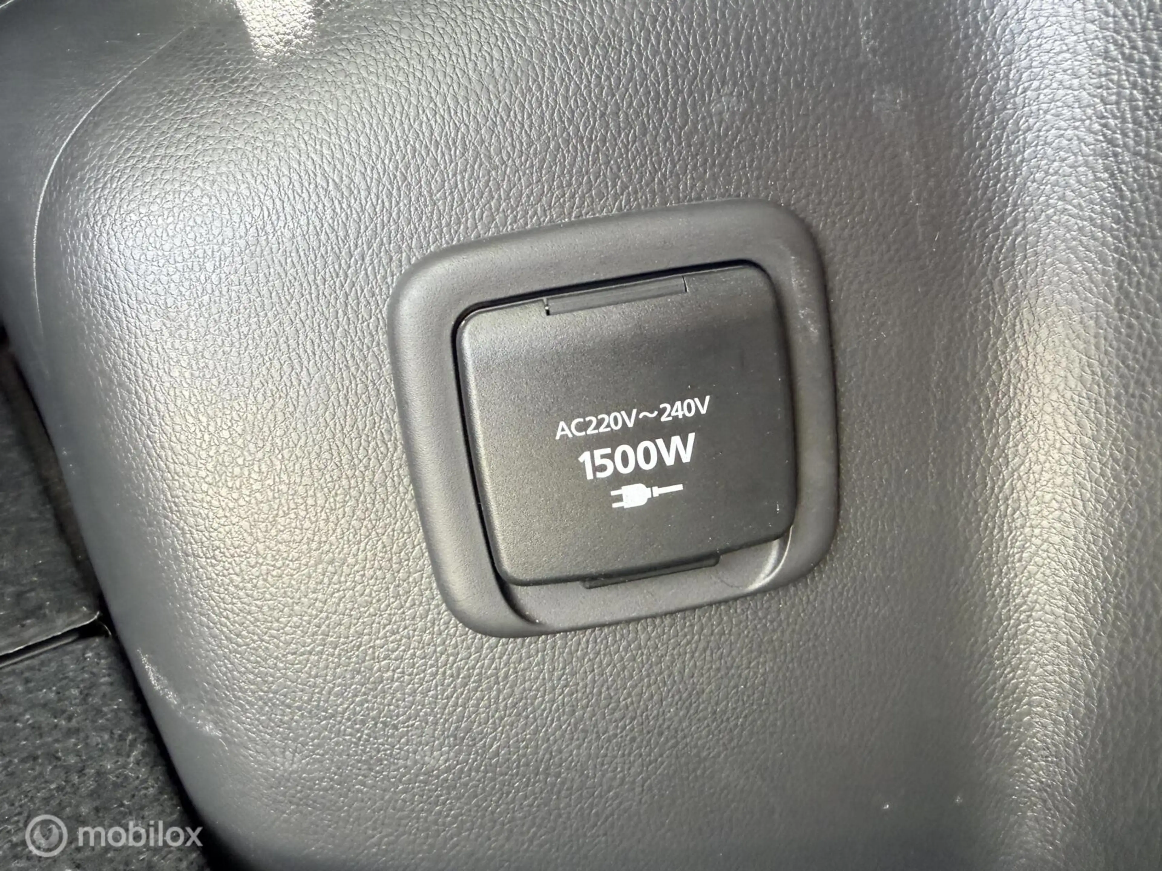 Mitsubishi Eclipse Cross 2.4 PHEV Executive — photo 6