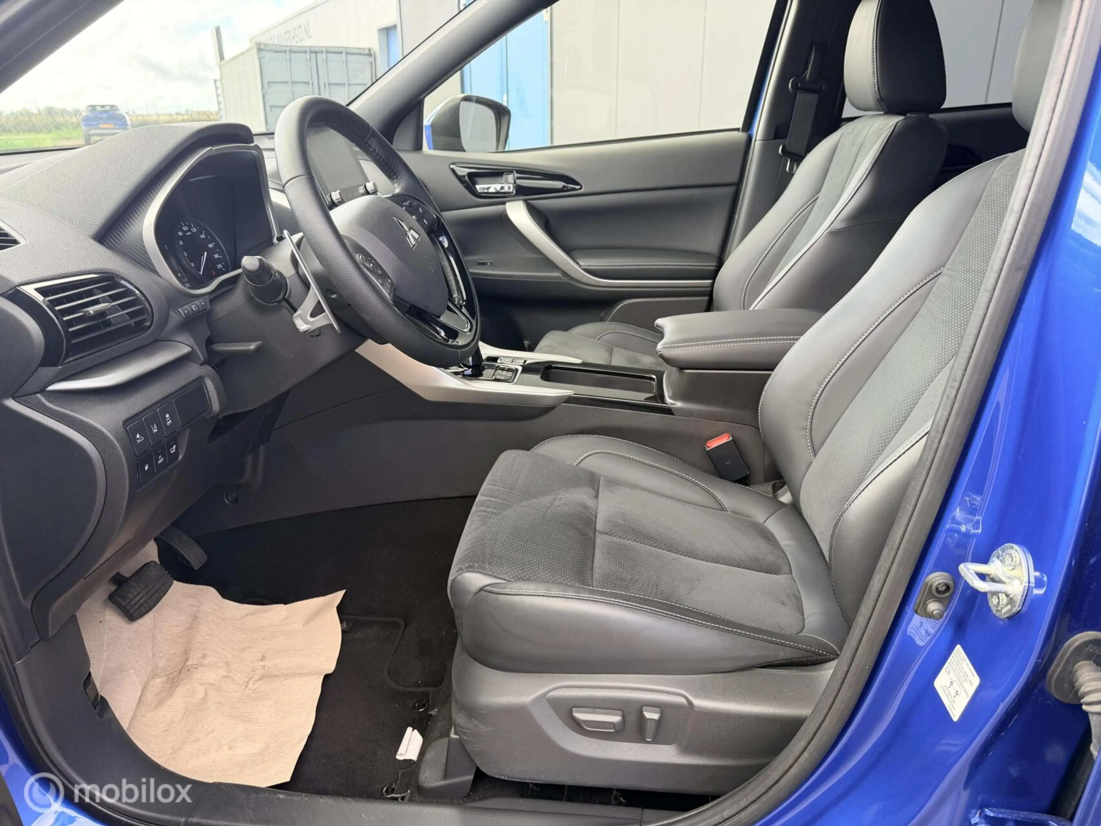 Mitsubishi Eclipse Cross 2.4 PHEV Executive — photo 13