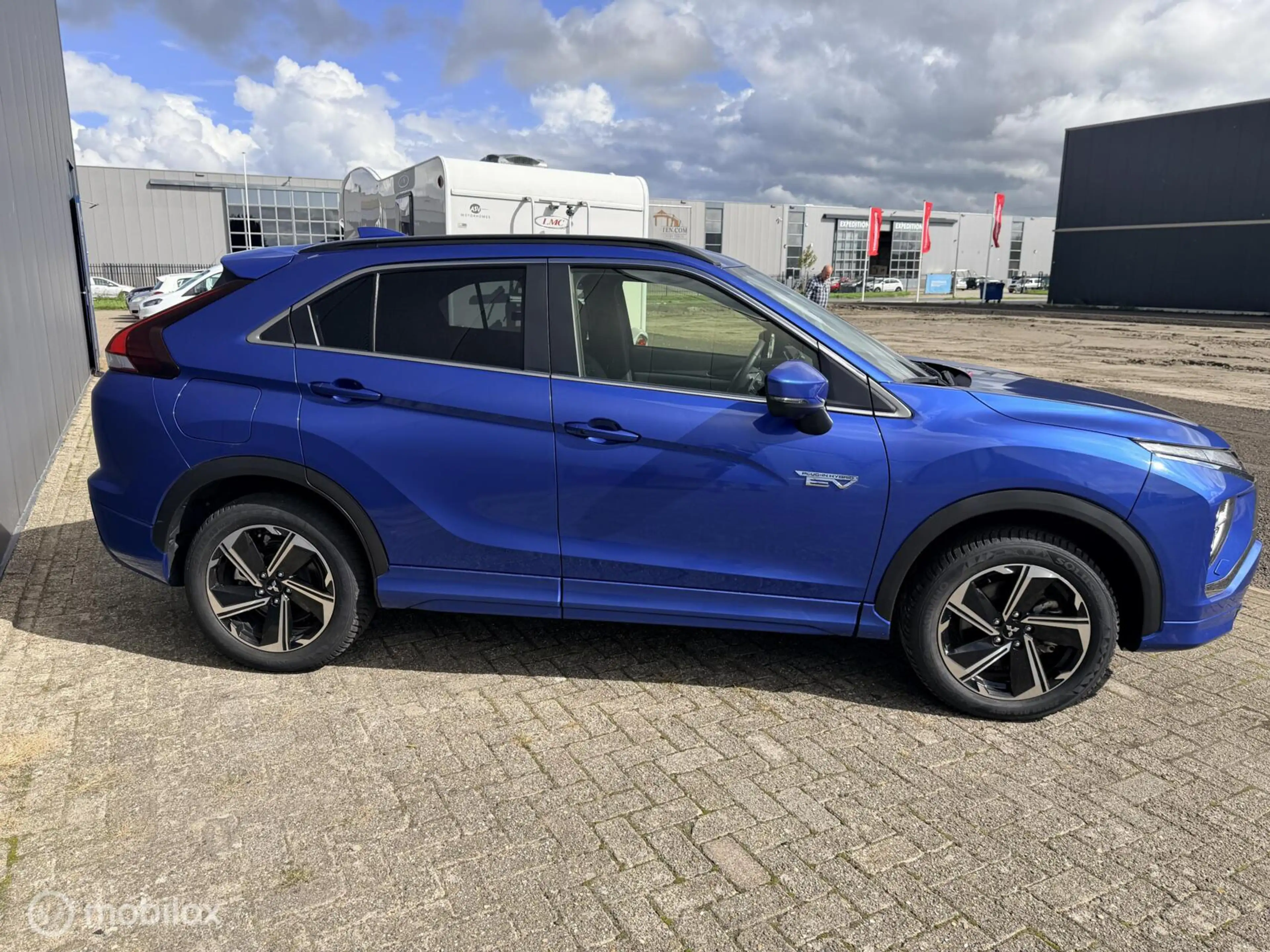 Mitsubishi Eclipse Cross 2.4 PHEV Executive — photo 22