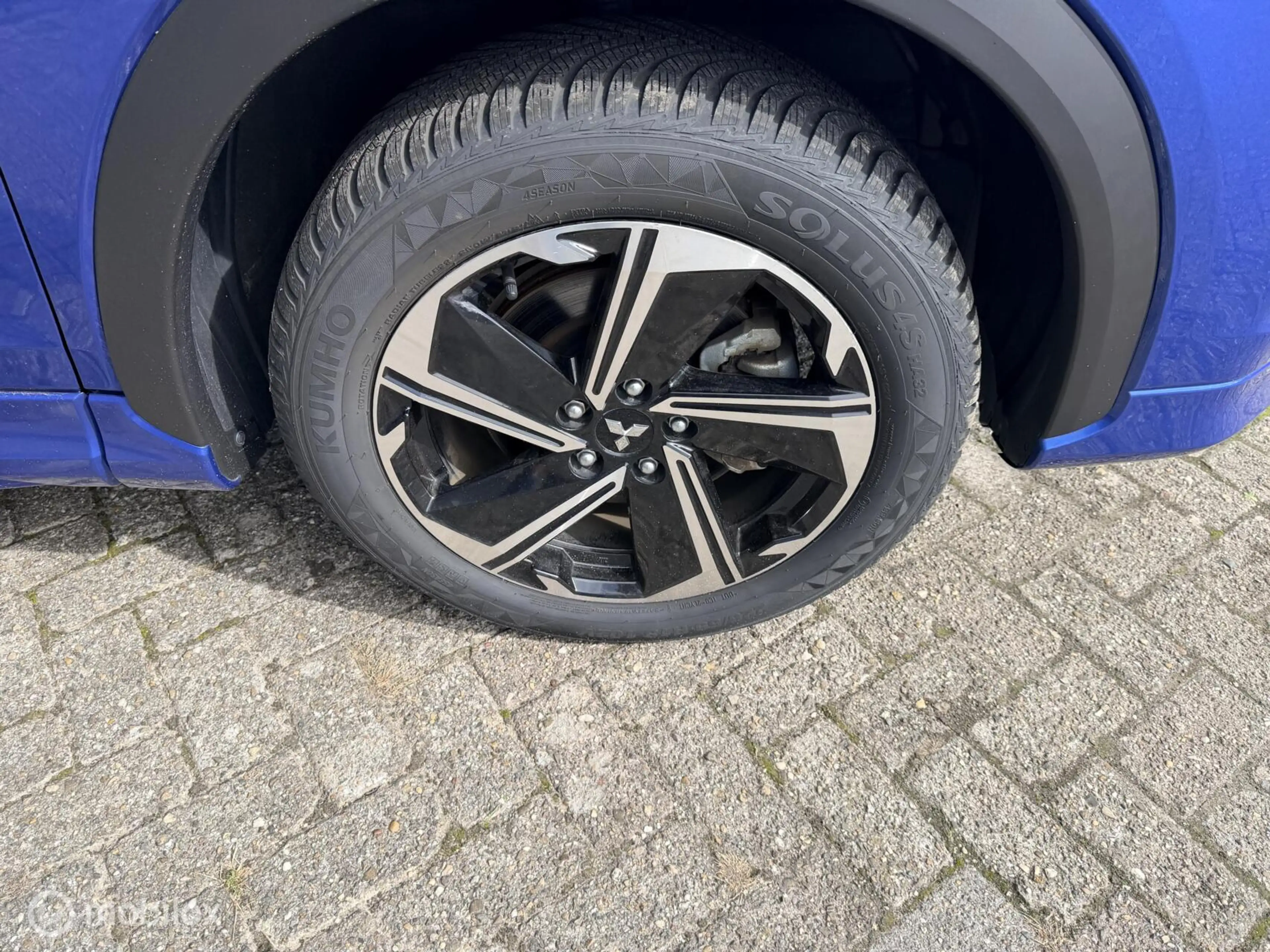 Mitsubishi Eclipse Cross 2.4 PHEV Executive — photo 25