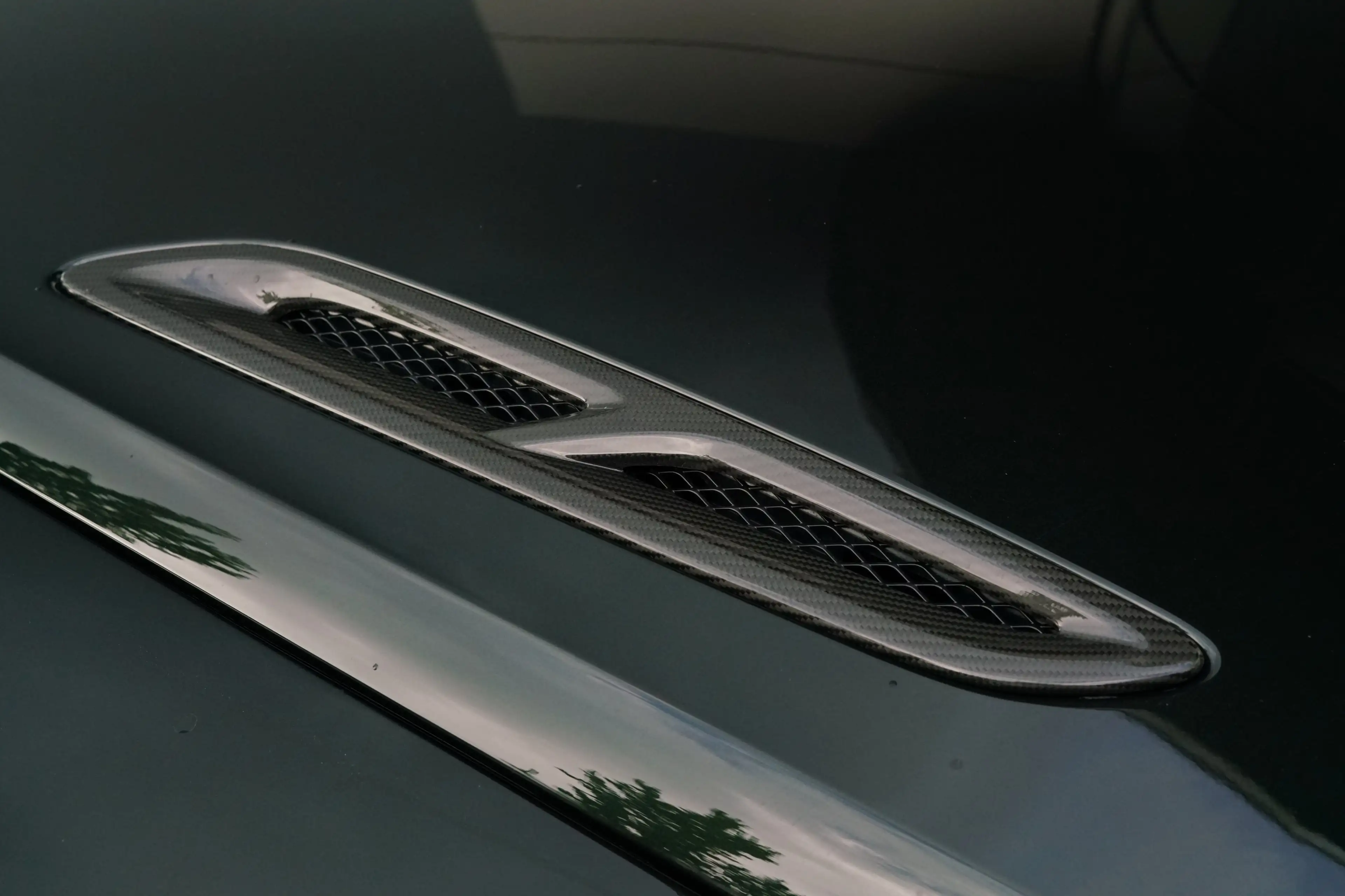Bentley Continental Supersports GTC - 1 of 710 — photo 8