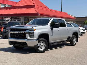 LT CREW CAB 4X4 SHORT BOX 6.75 FEET 6.6L GAS