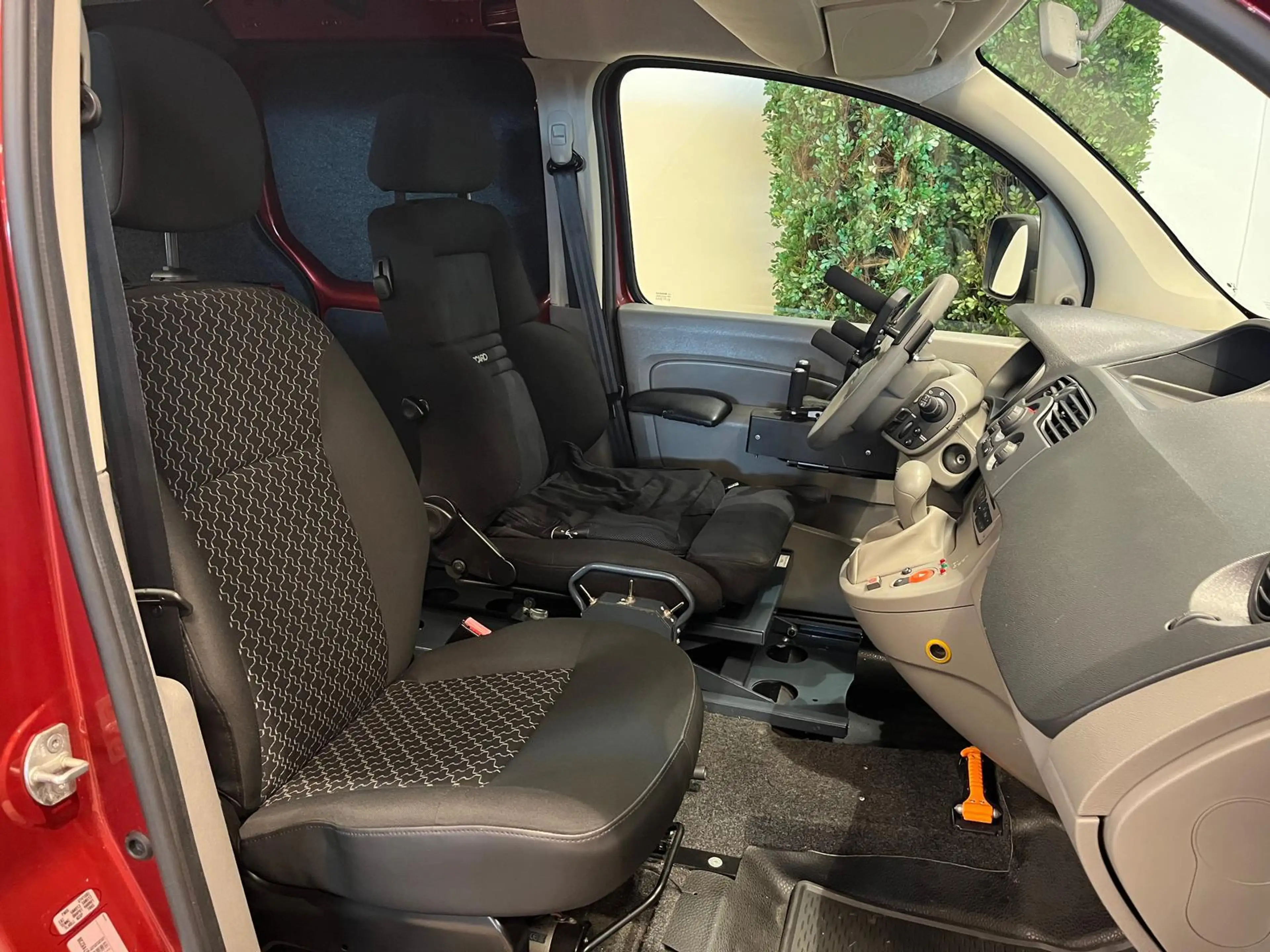 Renault Kangoo Rolstoelauto Automaat Zelfrijder Handbediening (Ha — photo 18