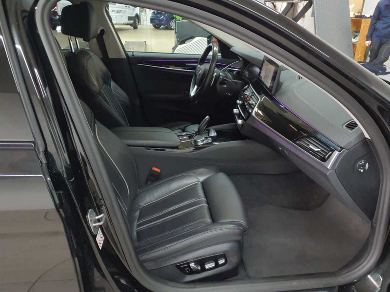 BMW 520 520d xDrive Touring Aut. Luxury Line AHK — photo 14