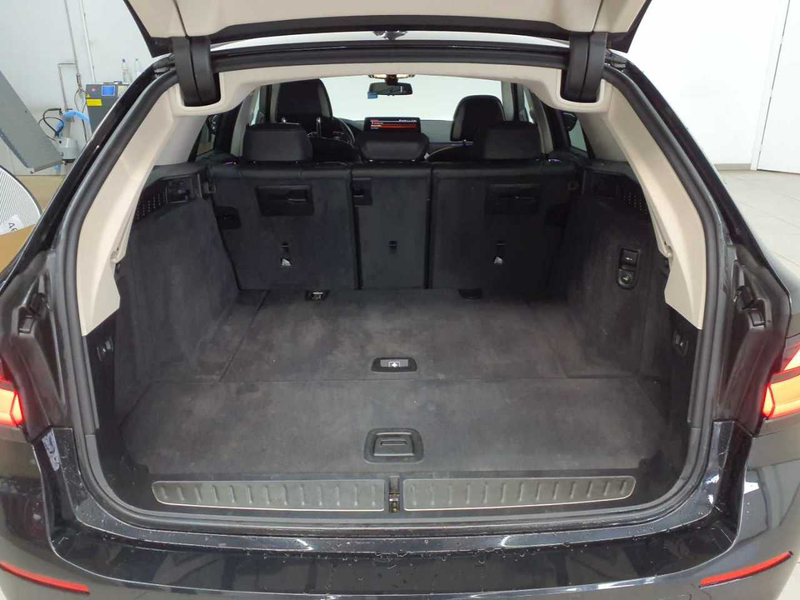 BMW 520 520d xDrive Touring Aut. Luxury Line AHK — photo 11