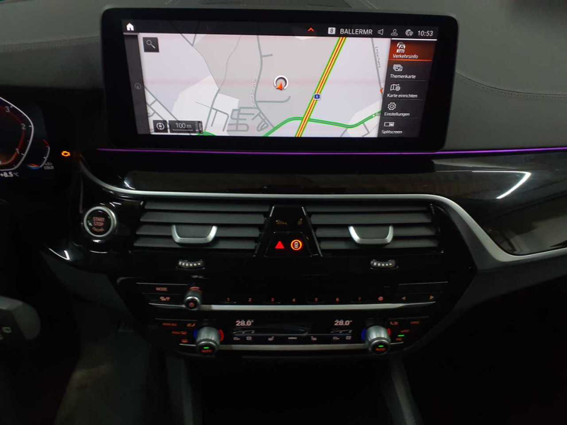 BMW 520 520d xDrive Touring Aut. Luxury Line AHK — photo 6
