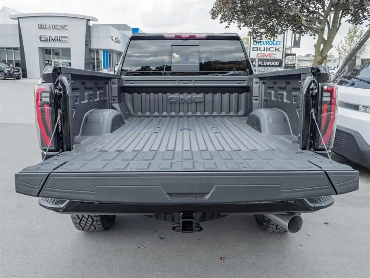 GMC Sierra 2500HD снимка GMC Sierra 2500HD
