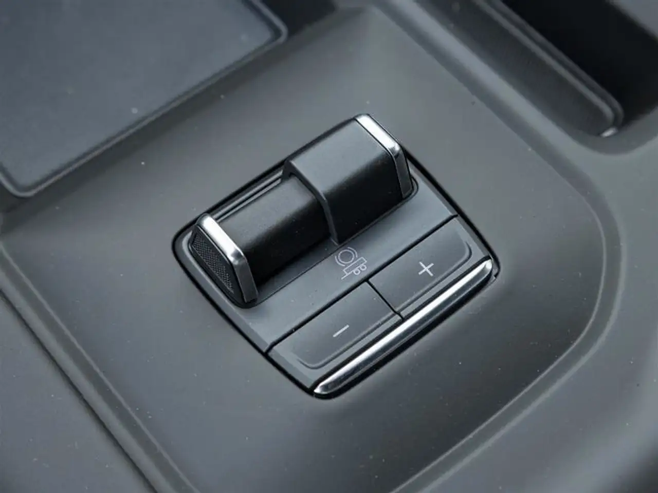 GMC Sierra 2500HD снимка GMC Sierra 2500HD