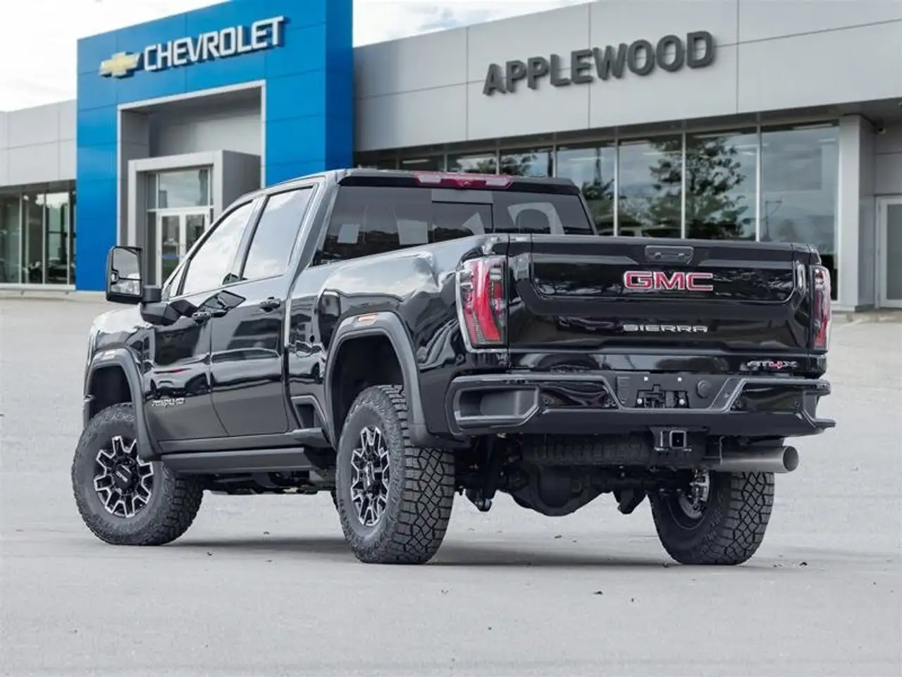 GMC Sierra 2500HD снимка GMC Sierra 2500HD