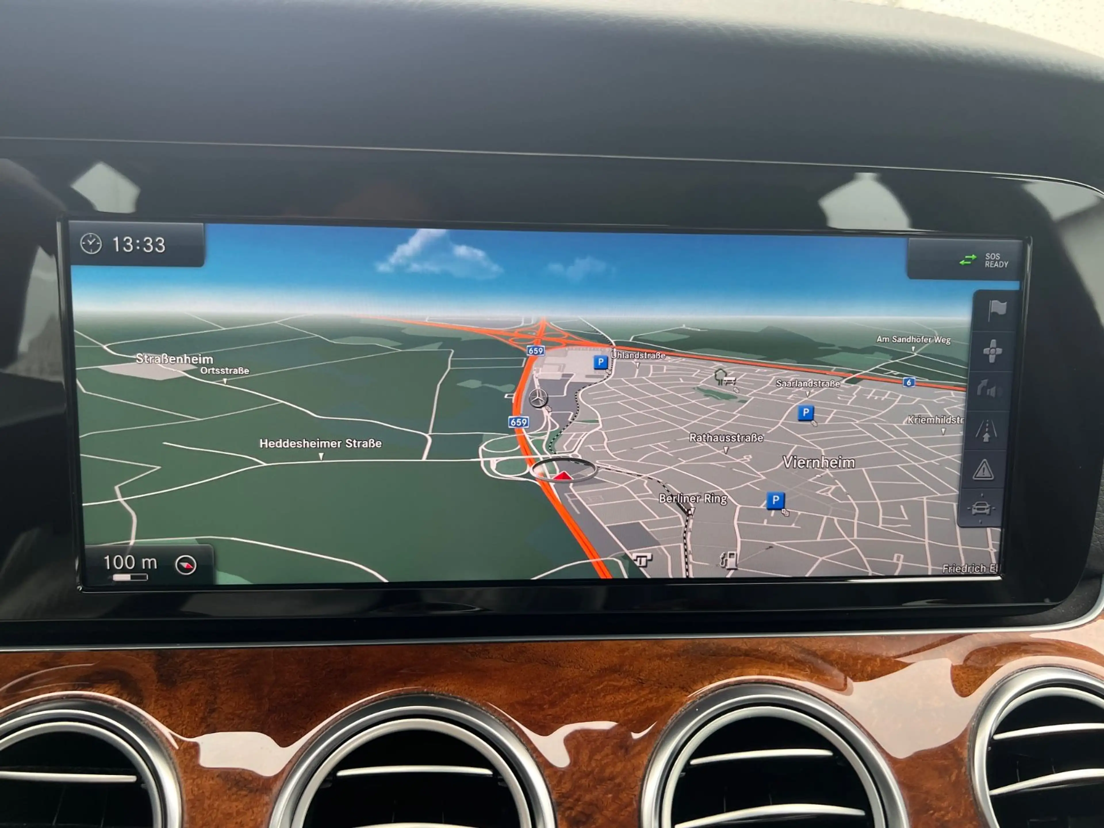Mercedes-Benz E 400 4Matic*Multibeam LED *Leder*1.Hand*R-Cam* — photo 15
